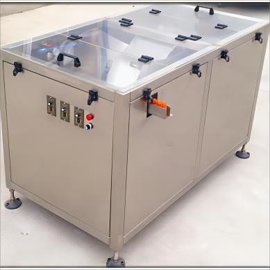 kaufen Chemische Verpackungsmaschine LP-1A Kleine Flasche Automatischer Flaschen-Entklemmer Online-Herstellung